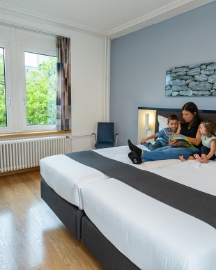 hotel bristol zurich triple room family